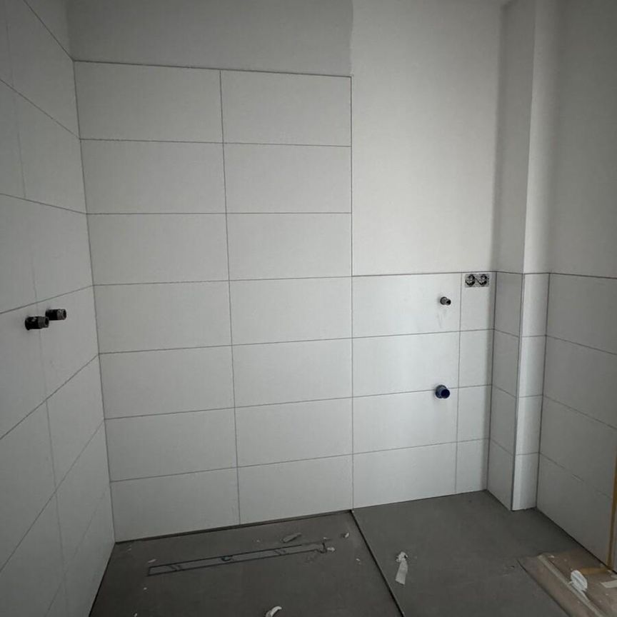 Ankommen & wohlfühlen: Moderne 3-Zimmer-Wohnung mit Balkon und EBK - Photo 1