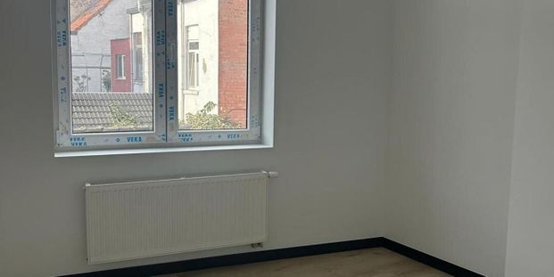 Woning te huur in Gent voor € 900 met 2 slaapkamers - Photo 1