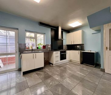 3 bedroom terraced house to rent - Photo 6