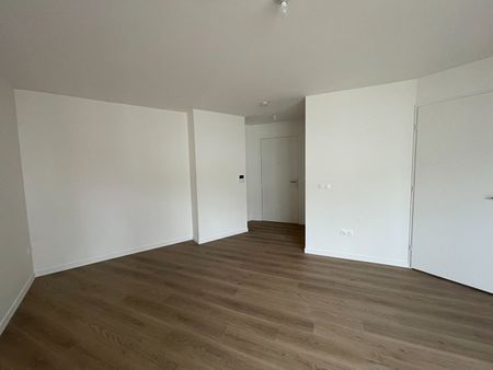 Location Appartement 1 pièce 31m² - Photo 4