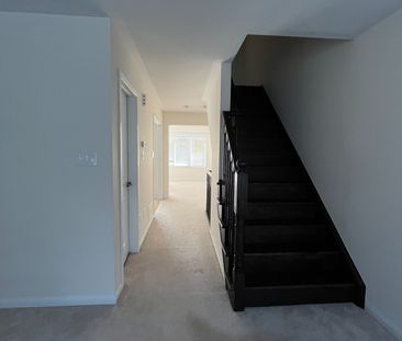 For Lease - 41 Ganton Heights, Brampton, Ontario - Photo 5