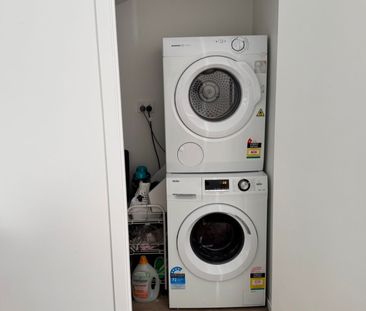 Modern, Sunny, Private and Fully Fenced Townhouse - Photo 5