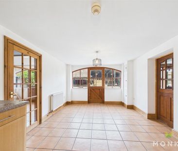 3 bedroom barn conversion to rent - Photo 3