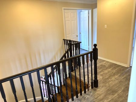 For Lease - 72 Four Seasons Circle Unit# (MAIN FLOOR), Brampton, Ontario - Photo 5