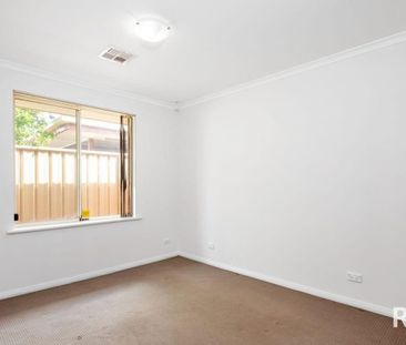 Large Family Home with Heating and Cooling - Photo 3