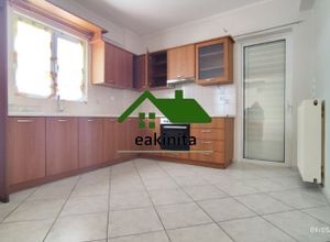 Διαμέρισμα για ενοικίαση - Νίκαια, - Φωτογραφία 3