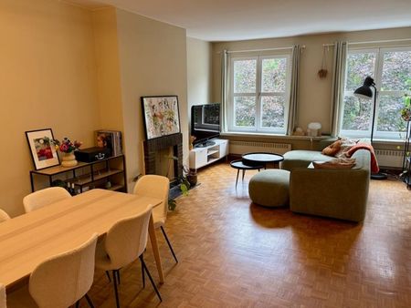 Prachtig gelegen appartement met 2 slaapkamers, lift en garage - Photo 2