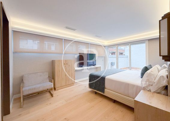 Flat for rent in Cuatro Caminos (Madrid) - Photo 1