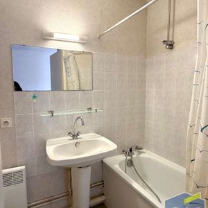 Location Appartement 1 pièce 18m² - Photo 2