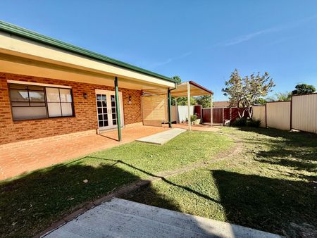 Home For Rent - Photo 4