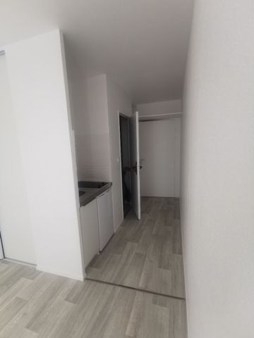 Location Appartement 1 pièce 18m² - Photo 4