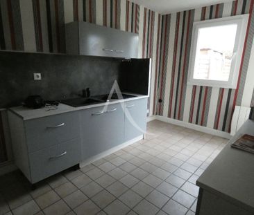 Location Maison 4 pièces 101m² - Photo 4