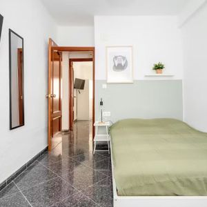 Calle Mirarosas, Málaga, Andalusia 29011 - Photo 2