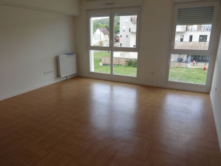 LOUVIERS - T4 de 84 m² - Photo 2