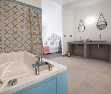 Maison à louer Vence, Cote d'Azur, France7 000 EUR / Mois - Photo 4