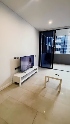 126 Banks Avenue, Sydney - Photo 1