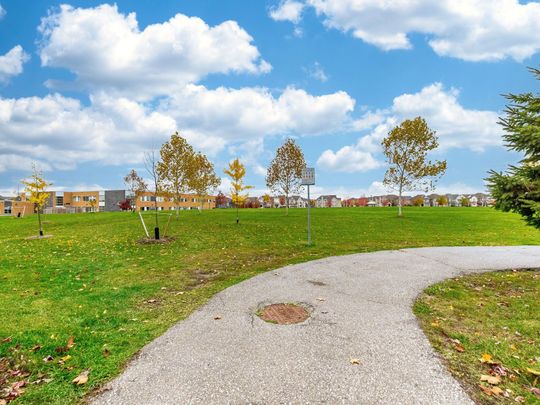 For Lease - 109 Kaitting Trail Unit# Basement, Oakville, Ontario - Photo 1