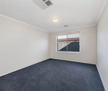 Modern and Light-Filled Family Home - Photo 6