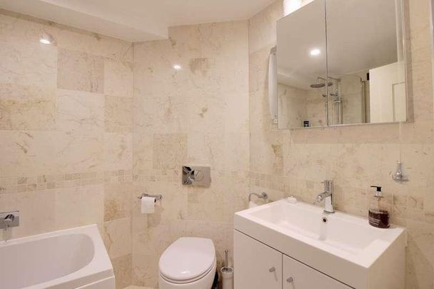 London, Spitalfields, E1 - Photo 1