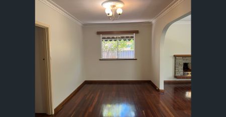 136 Normanby Road, Inglewood, WA 6052 - Photo 3