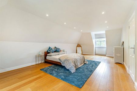7 bedroom detached house to rent - Photo 3