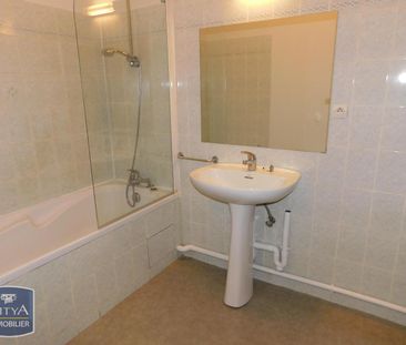 Location Appartement 2 pièces 46m² AGEN 47000 - Photo 3