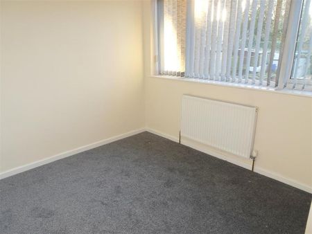 2 bedroom semi-detached house to rent - Photo 2