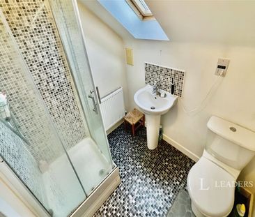 3 bedroom house to rent Girton Way, Mickleover, Derby, DE3 - Photo 3