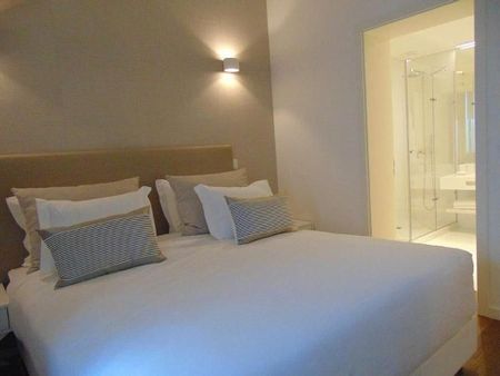 2 room luxury Flat for rent in Lisbon, Portugal - Photo 5