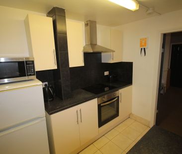 58 Back Flat High Street, Lincoln, Lincolnshire, LN5 8AH - Photo 6