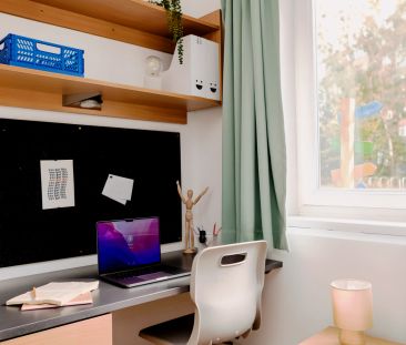 value En-Suite - Photo 1