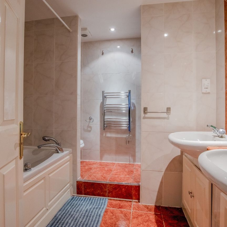 1 Bed Flat, Ebury Bridge Road, SW1W - Photo 1