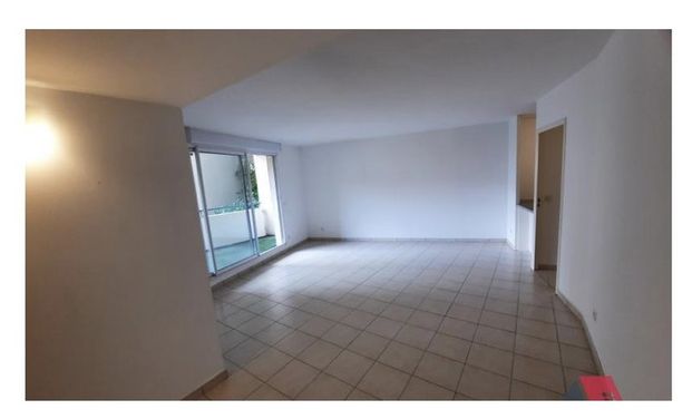 T3 - Photo 1