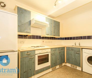 1 bed Apartment for Rent - Photo 2