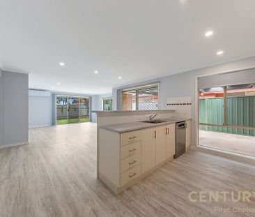 Recently Renovated 3 Bedroom Home in Fantastic Location&excl;&excl;... - Photo 5