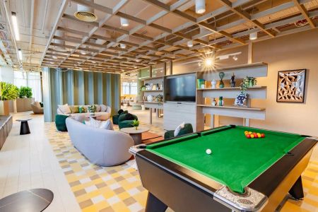 5 Room Unit - Standard Room - Photo 4