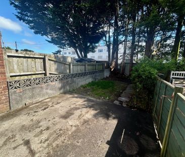 Witham Gardens, Plymouth - Photo 1