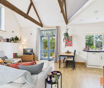 2 bedroom barn conversion to rent - Photo 4