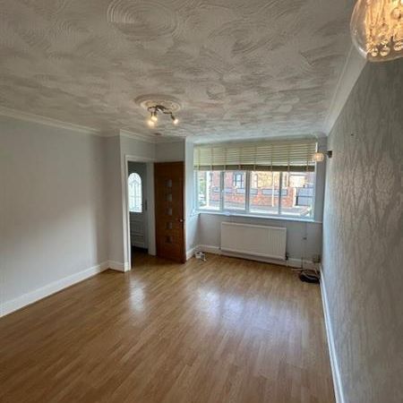 2 bedroom semi-detached house to rent - Photo 1