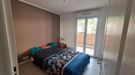 Location Appartement 3 pièces 64m² CAGNES SUR MER 06800 - Photo 3
