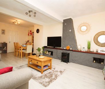 2 bedroom house to rent - Photo 3