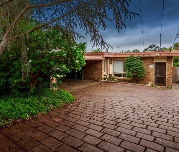 52 Rolloway Rise, Chirnside Park - Photo 1