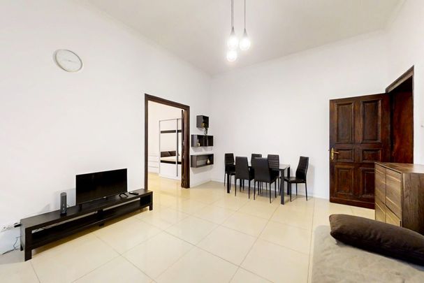 Świetna lokalizacja! - Photo 1