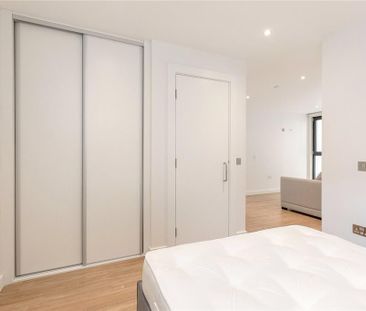 Studio to rent - Photo 5