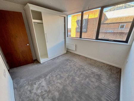 1 bedroom apartment to rent - Photo 2