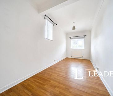 2 bedroom semi-detached house to rent - Photo 5