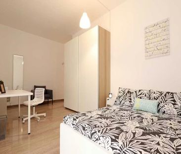 Via Damaso Cerquetti, Rome, Lazio 00152 - Photo 4