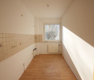 Alles wird neu - tolle 3-Raumwohnung in grüner Lage - Photo 2