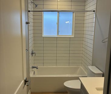 For Lease - 1263 Highgate Road, Parkway Park - Queensway Terrace S ... - Photo 6