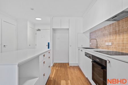 Effortless City Living with Unmatched Connectivity - Photo 4